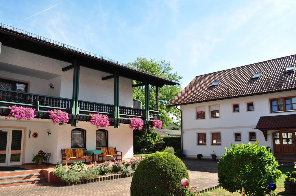 Landhaus Cornelia バート・ビルンバッハ エクステリア 写真